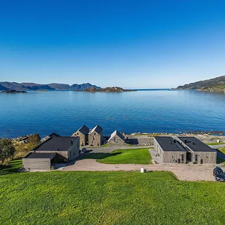 Tatil Evi 5 Bedroom House At Hakallestranda Sandvik (More og Romsdal)