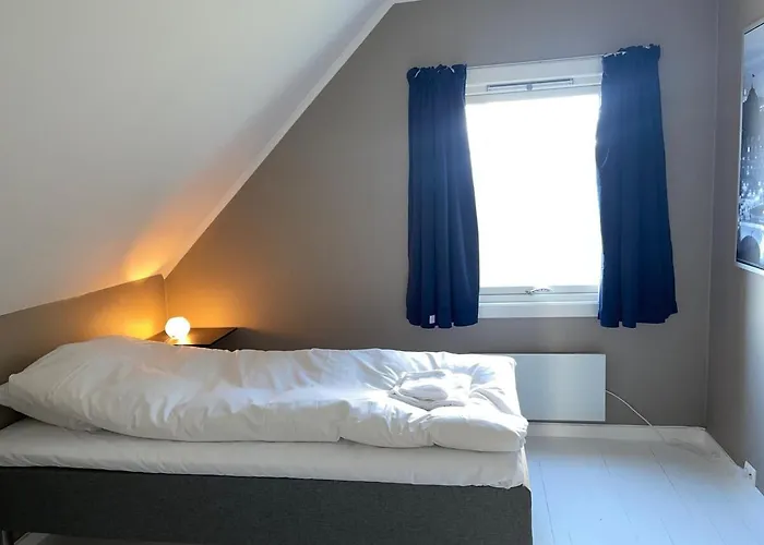 Tatil Evi 5 Bedroom House At Hakallestranda