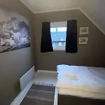 5 Bedroom House At Hakallestranda *